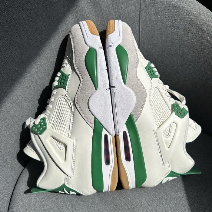 Pantofi Sport Air Jordan 4 Retro SB Pine Green DR5415-103