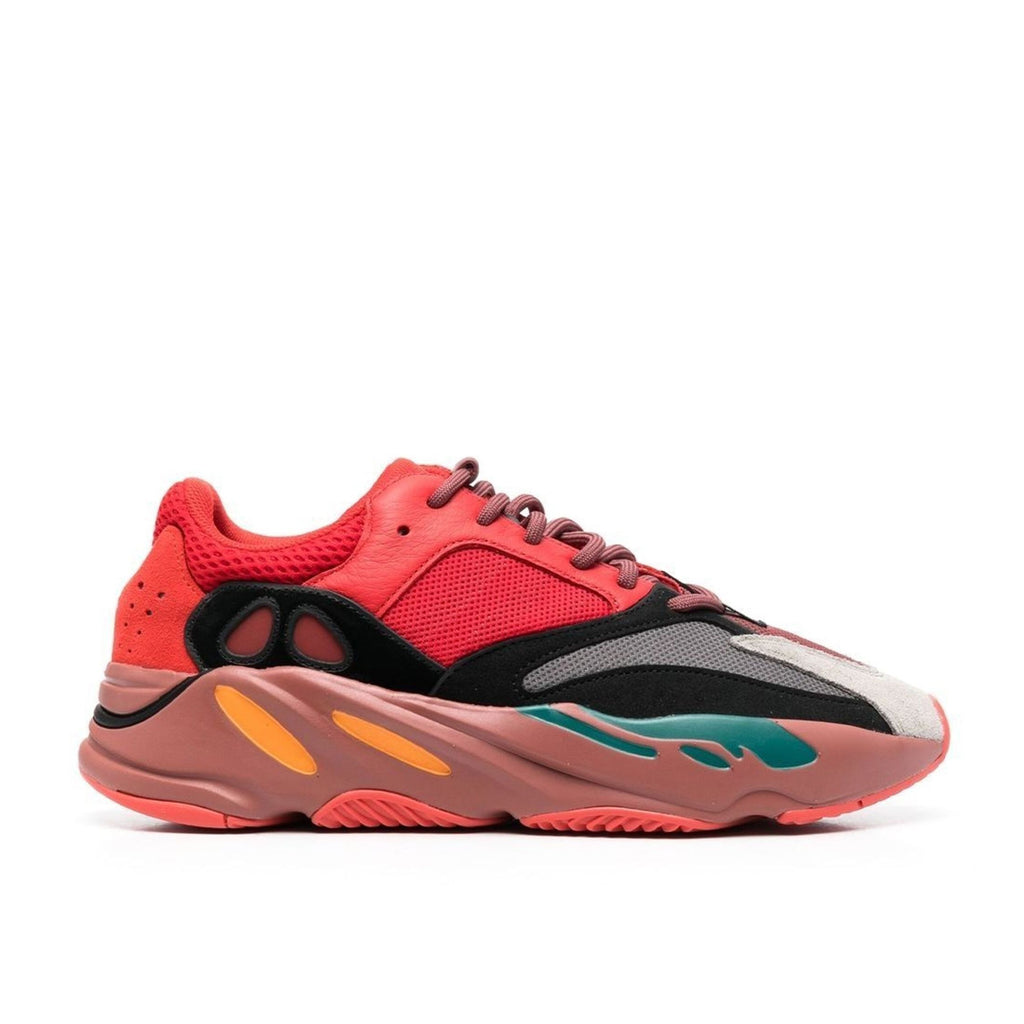 Pantofi Sport Yeezy Boost 700 Hi Res-Red HQ6979