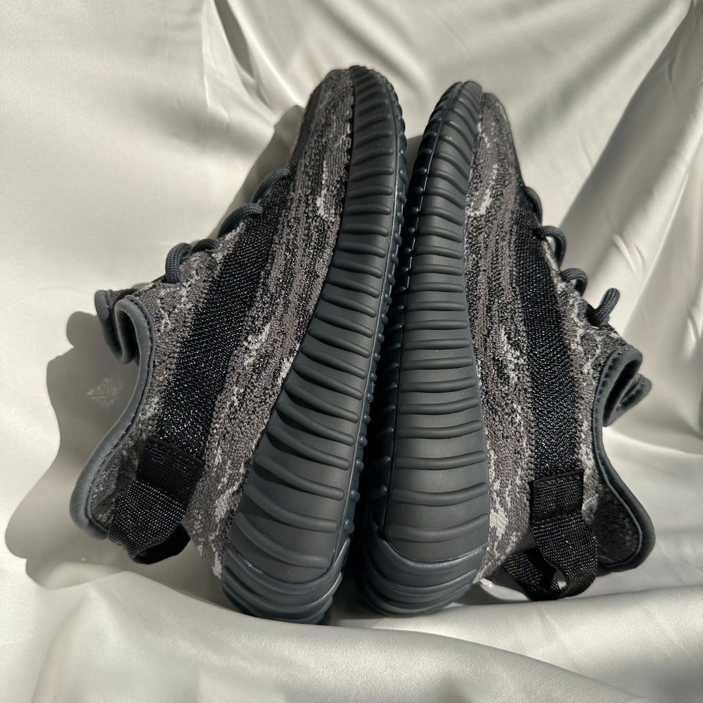 Pantofi Sport Pantof Sport Yeezy Boost 350 V2 Dark Salt Gri ID4811