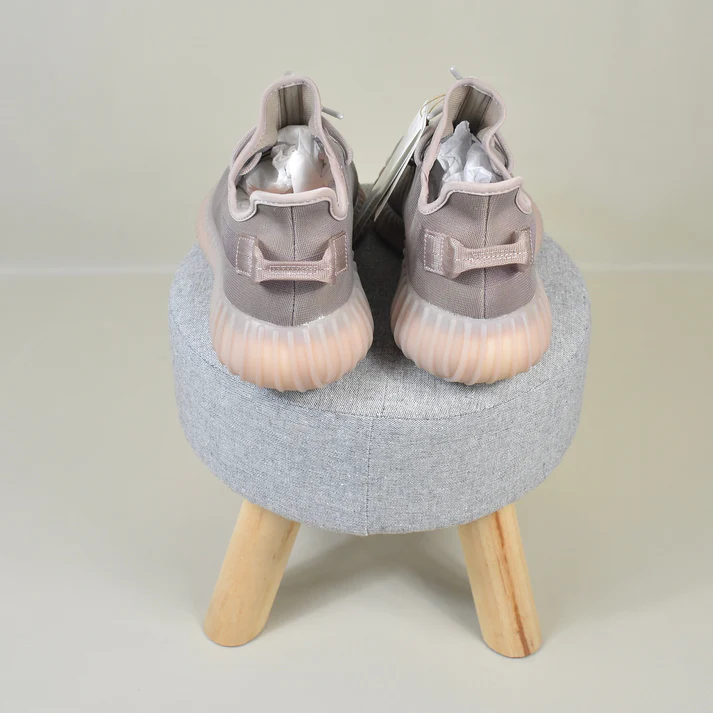 Pantofi Sport Yeezy Boost 350 V2 Mono-Mist GW2871