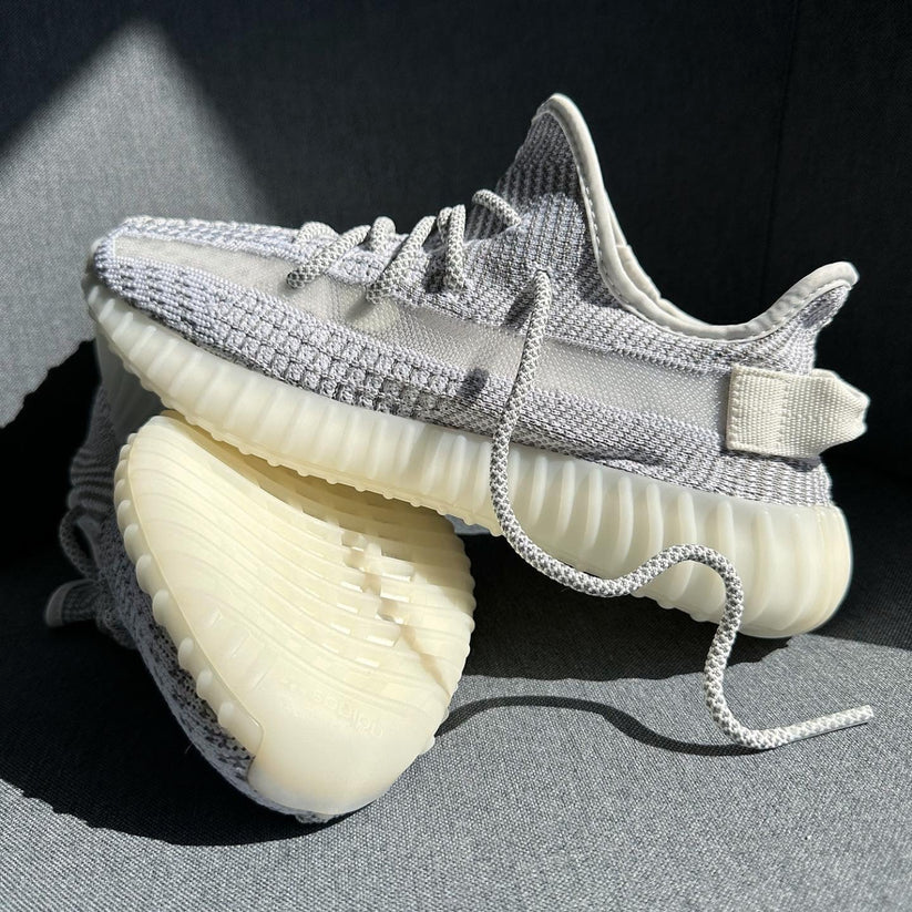 Pantofi Sport Yeezy Boost 350 V2 Static Gri Alb