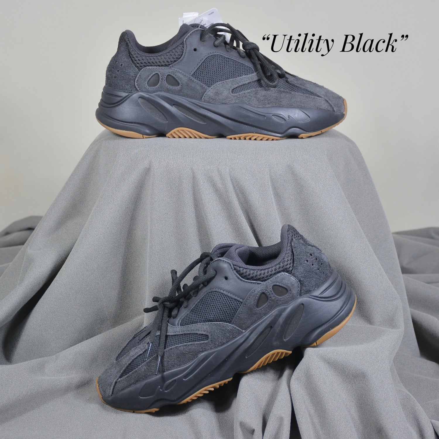Pantofi Sport Yeezy Boost 700 Utility Black FV5304