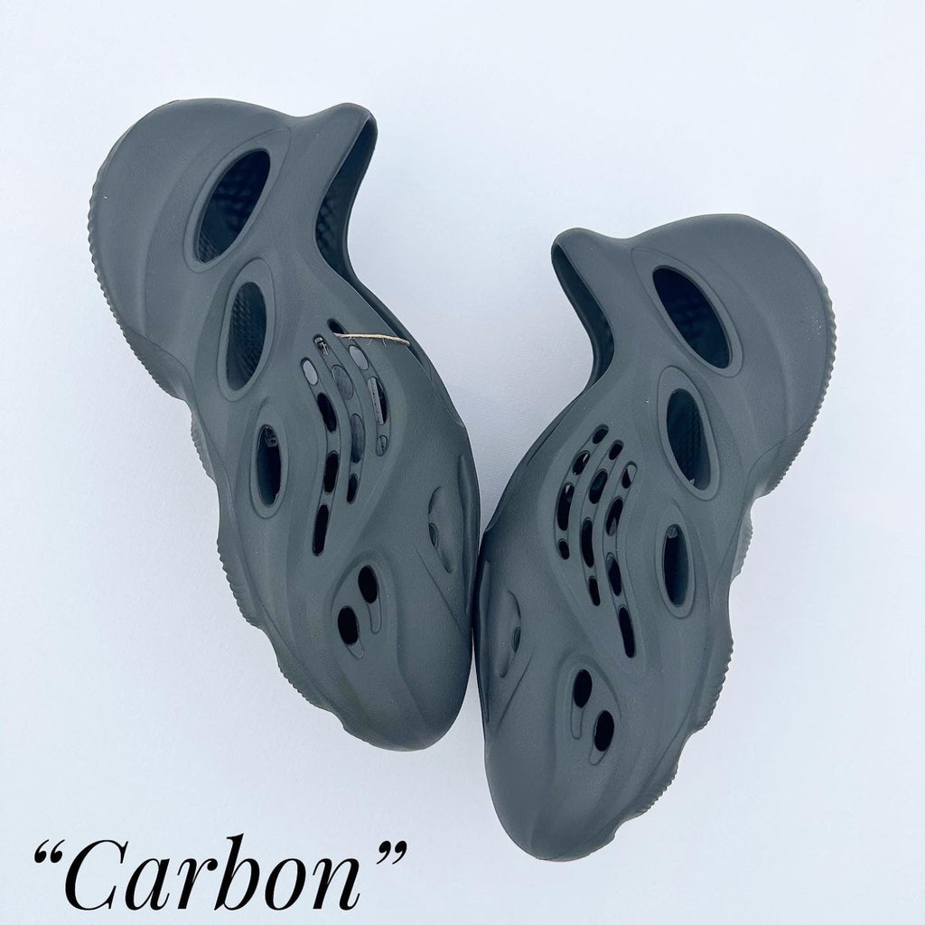Pantofi Sport Yeezy Foam Runner Carbon IG5349