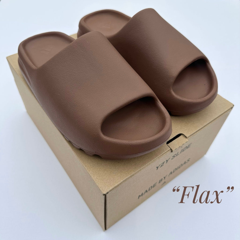 Papuci Sport Yeezy Slide Flax FZ5896