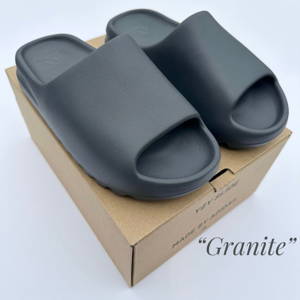 Papuci Sport Yeezy Slide Granite ID4132