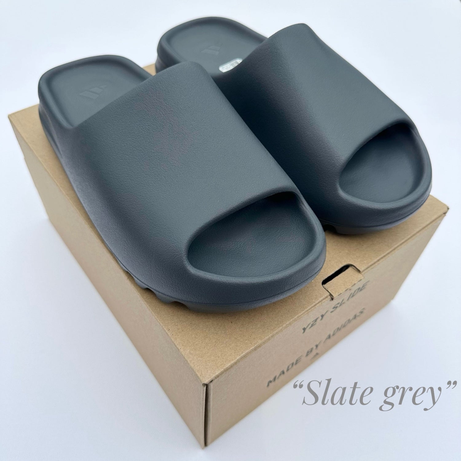 Papuci Sport Yeezy Slide Slate Grey ID2350