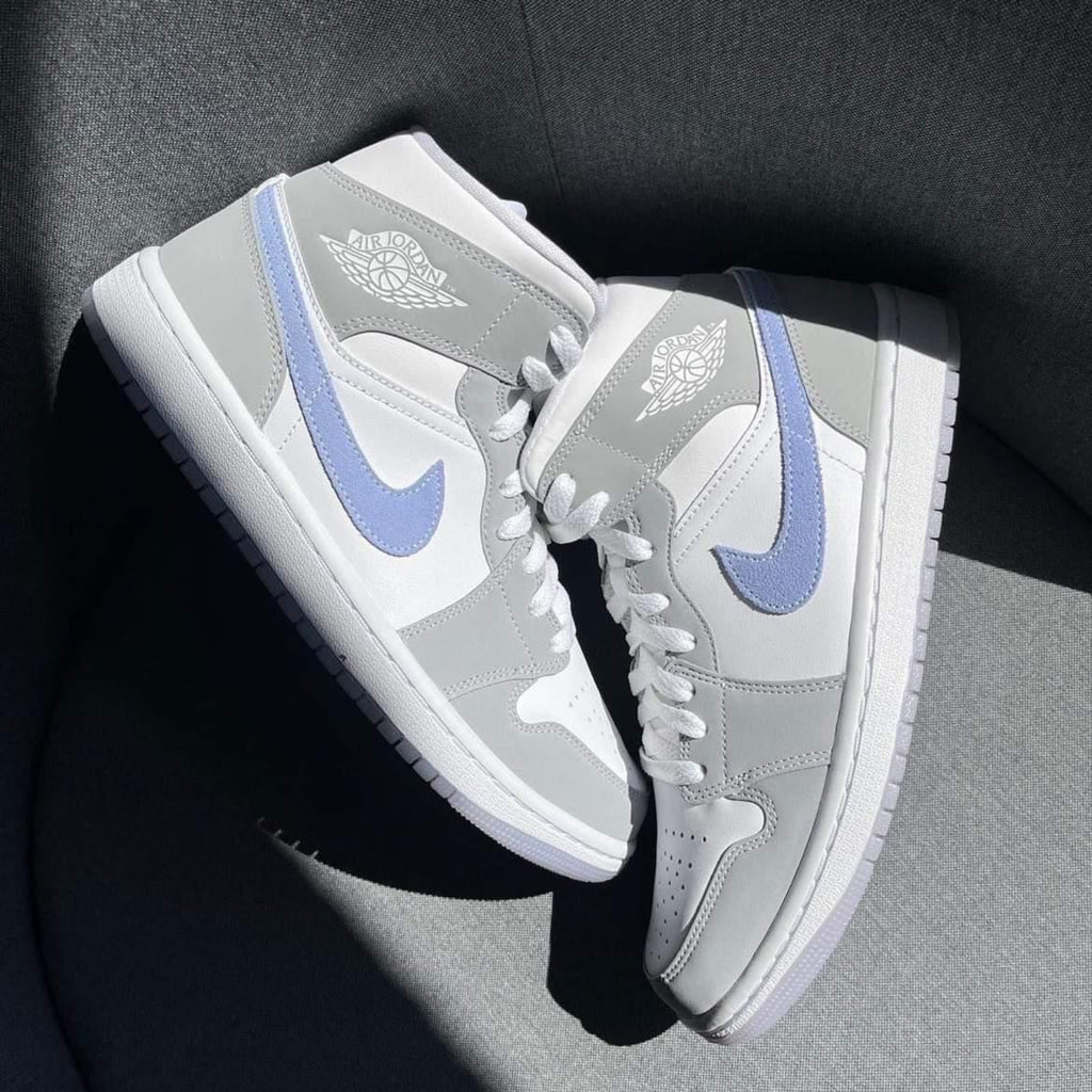 Pantofi Sport Air Jordan 1 Mid Wolfgrey