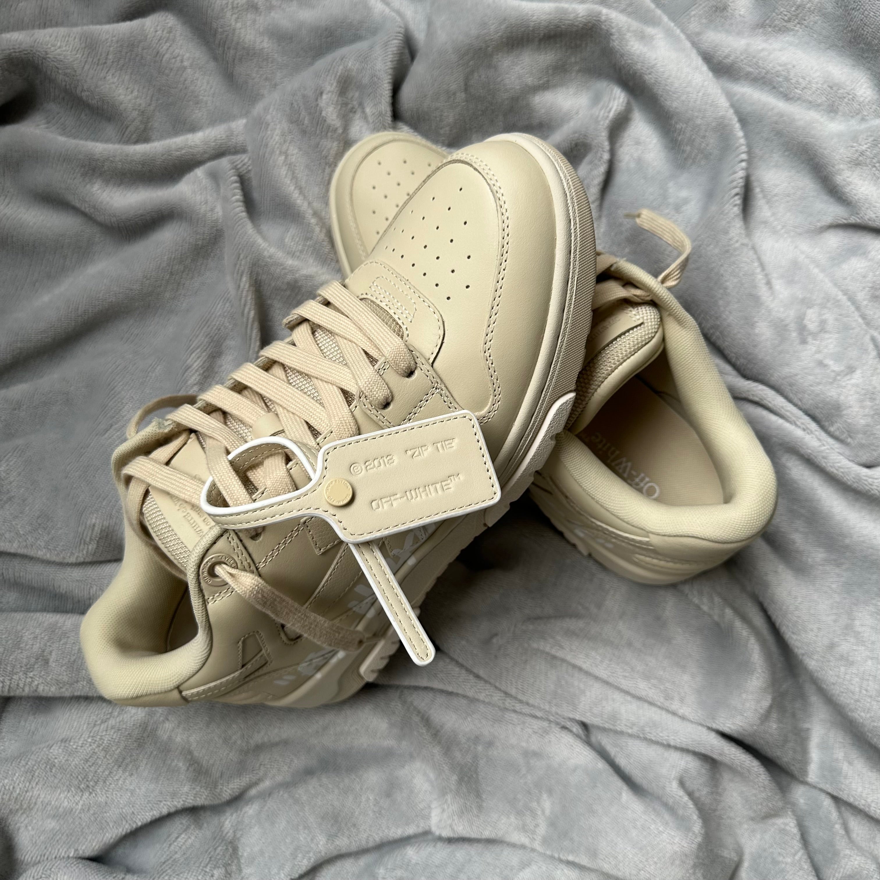 Pantofi Sport Off-White Out Of Office Low Beige For Walking OWIA259F24LEA0066101
