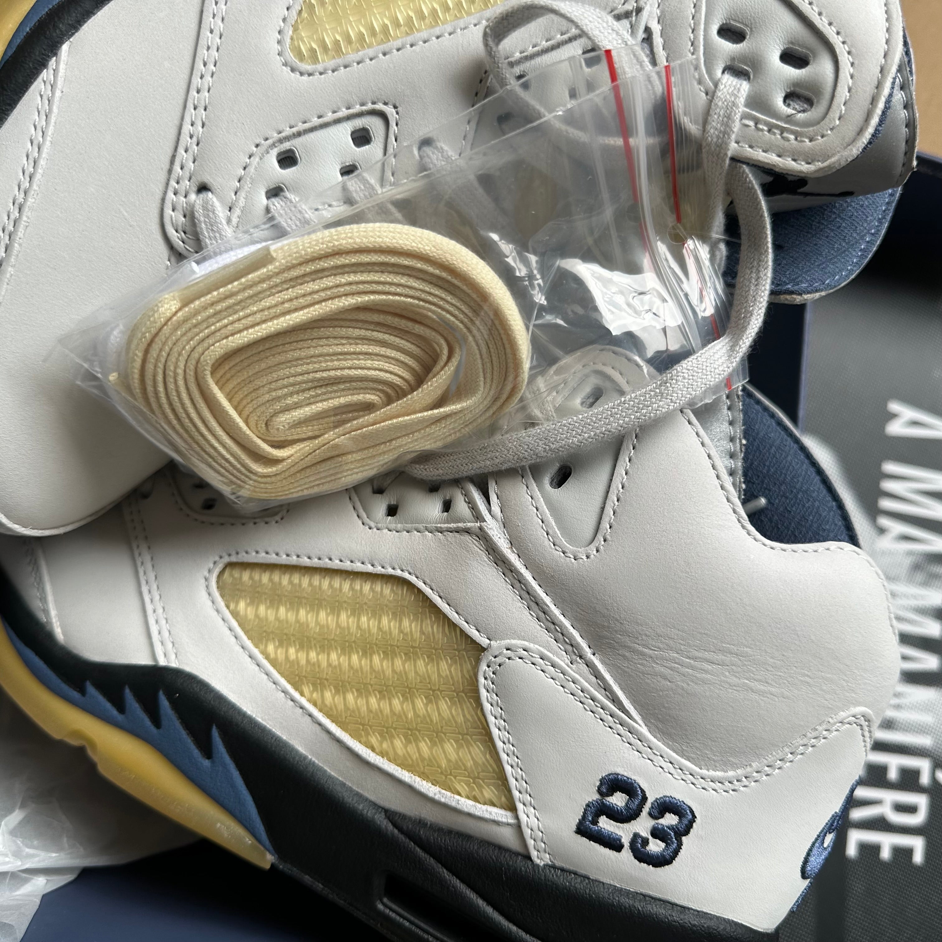 Pantofi Sport Air Jordan 5 a Ma Maniere Dawn FZ5758-004