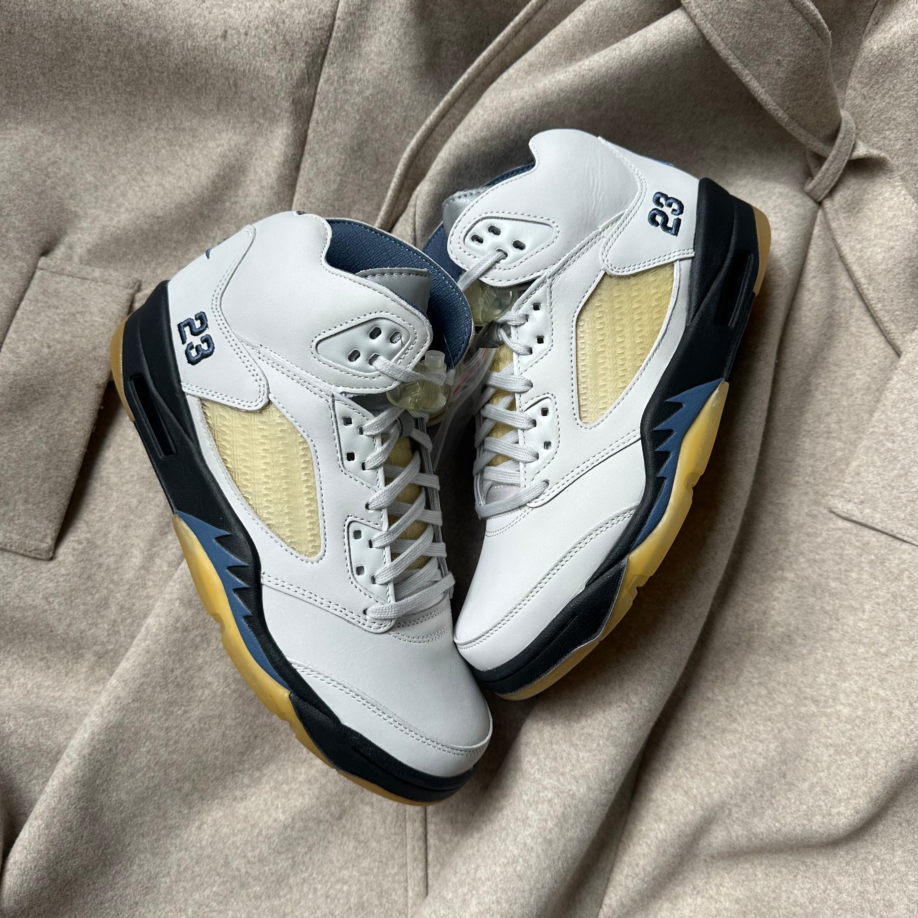 Pantofi Sport Air Jordan 5 a Ma Maniere Dawn FZ5758-004