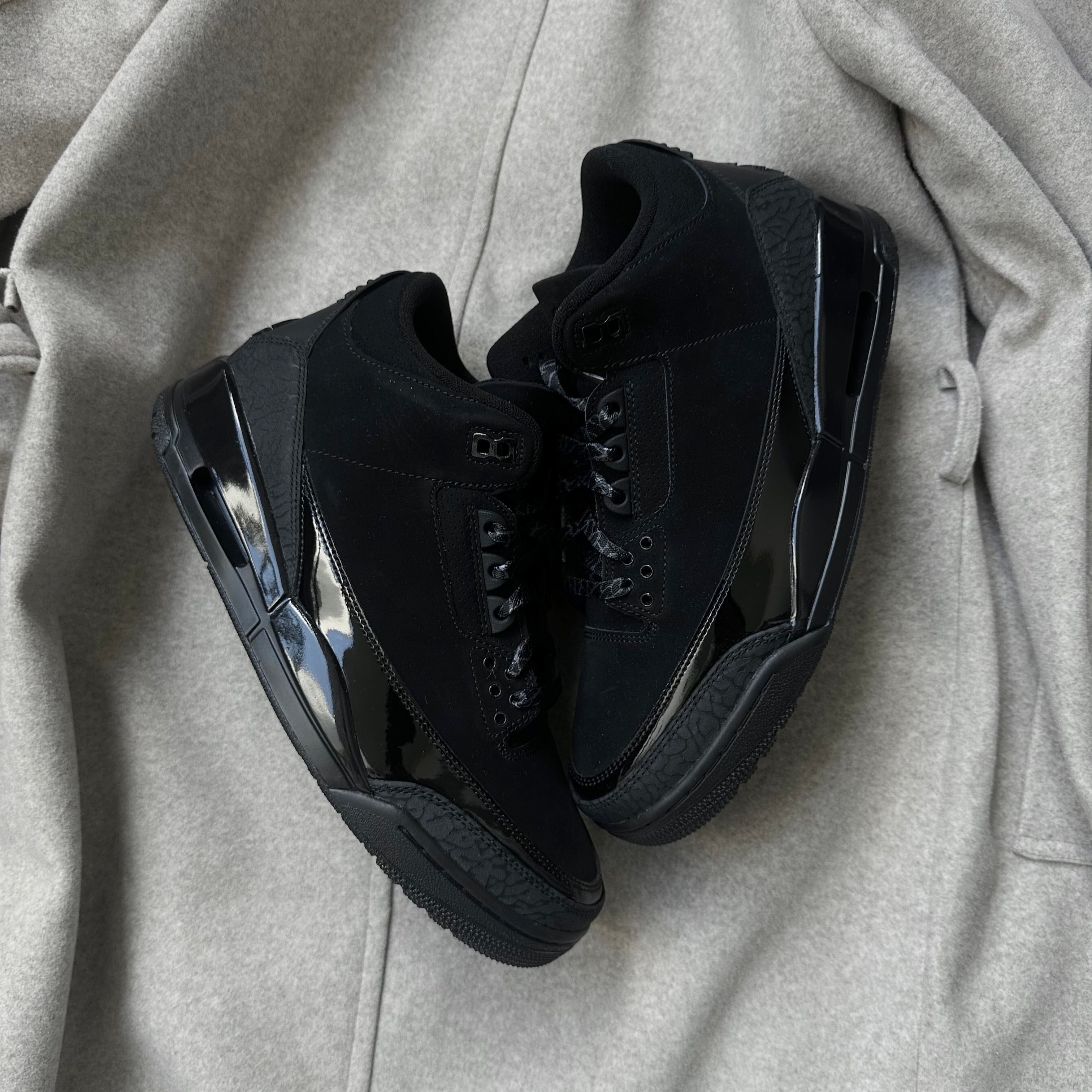 Pantofi Sport Air Jordan 3 Black Cat CT8532-001