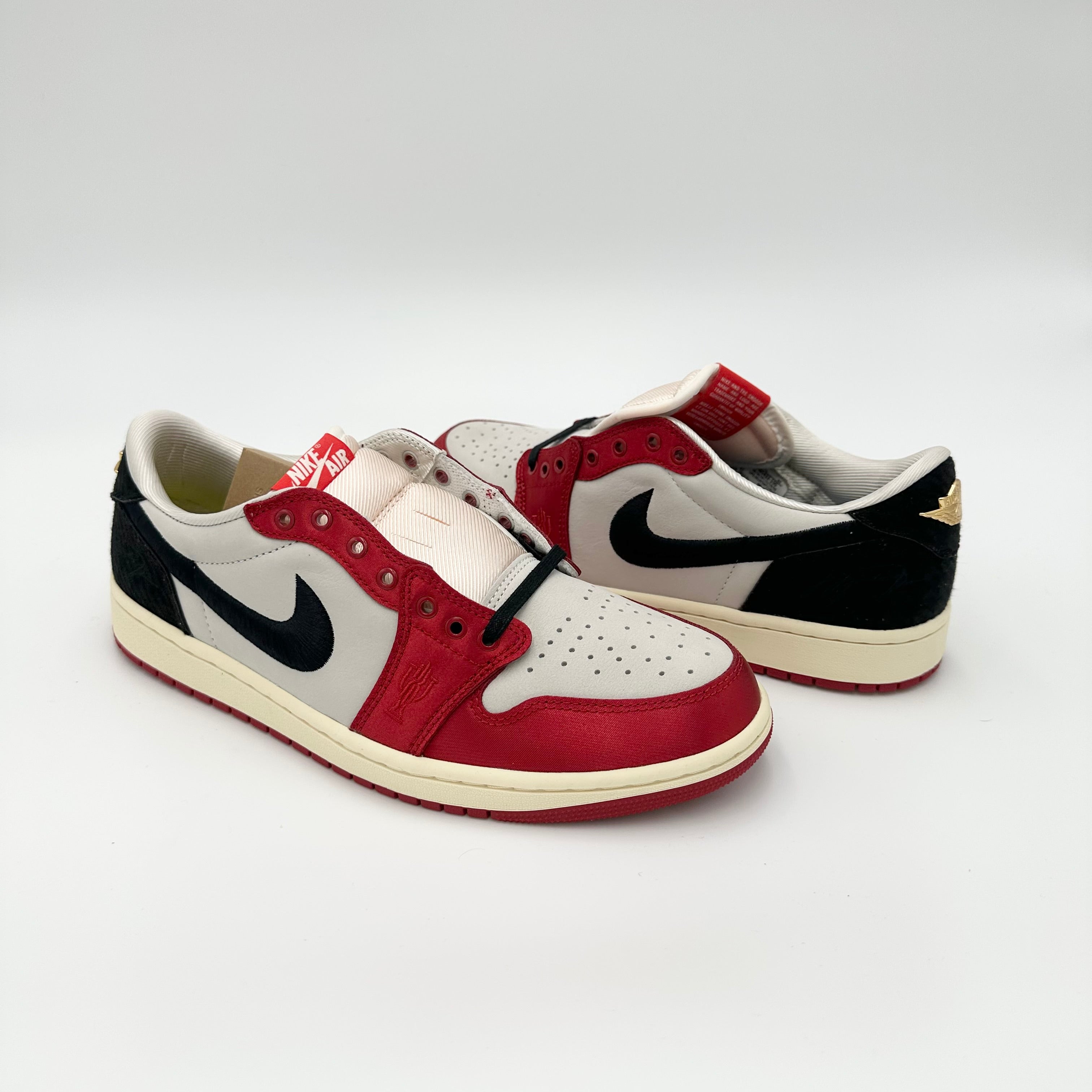 Pantofi Sport Air Jordan 1 Og Retro Low Trophy Room Away Special Edition FN0432-100
