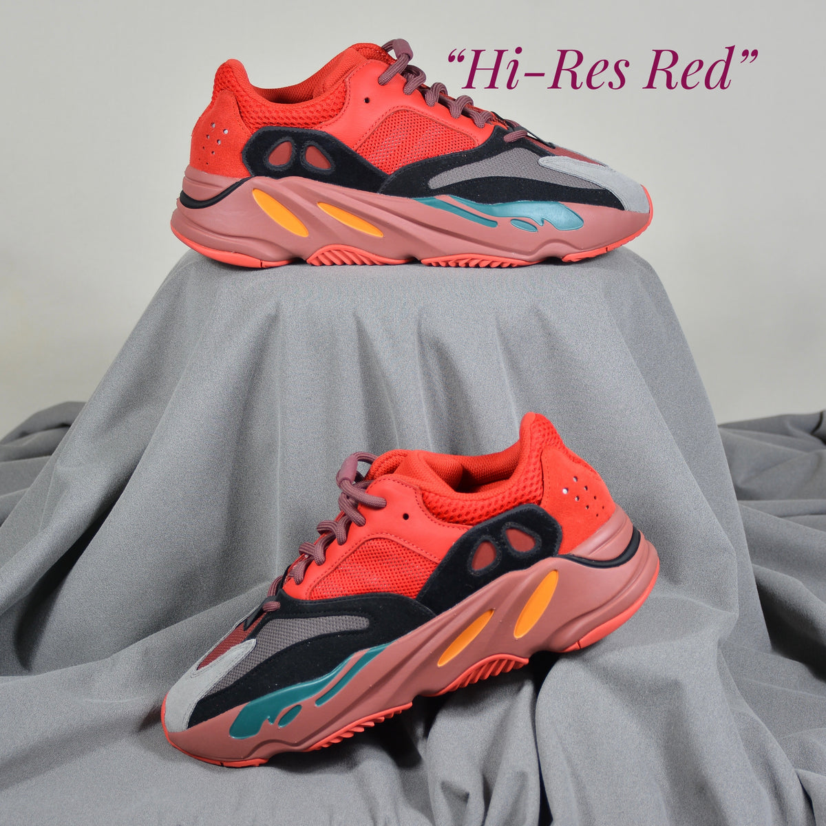 Pantofi Sport Yeezy Boost 700 Hi Res-Red HQ6979