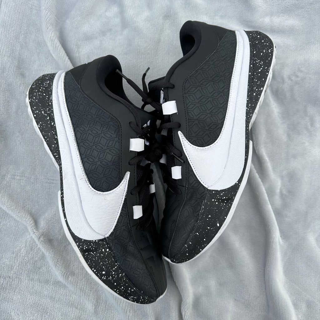 Pantofi Sport Nike Zoom Freak 5 Alb-Negru White-Black DX4985-003