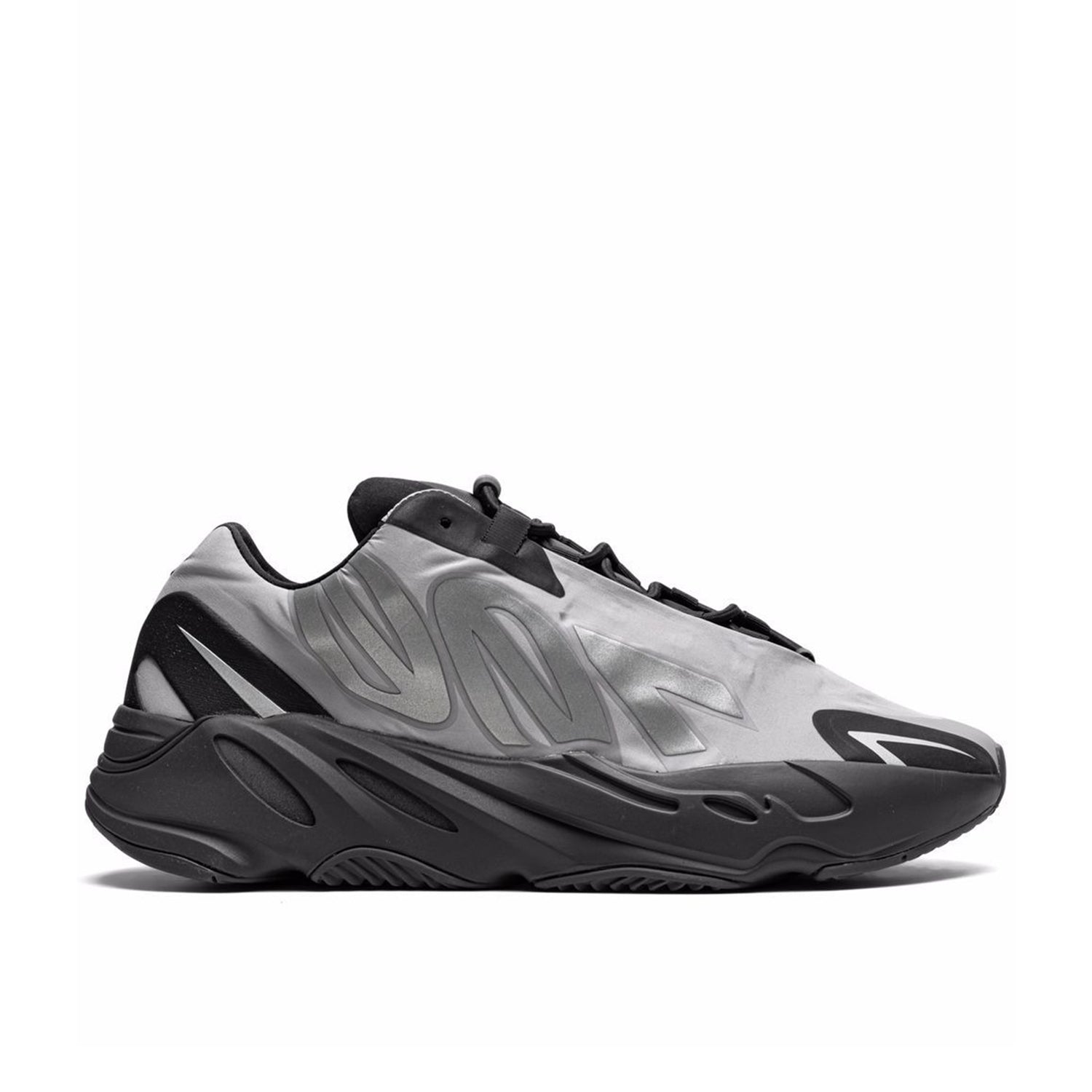 Pantofi Sport Yeezy Boost 700 MNVN Metallic GW9524
