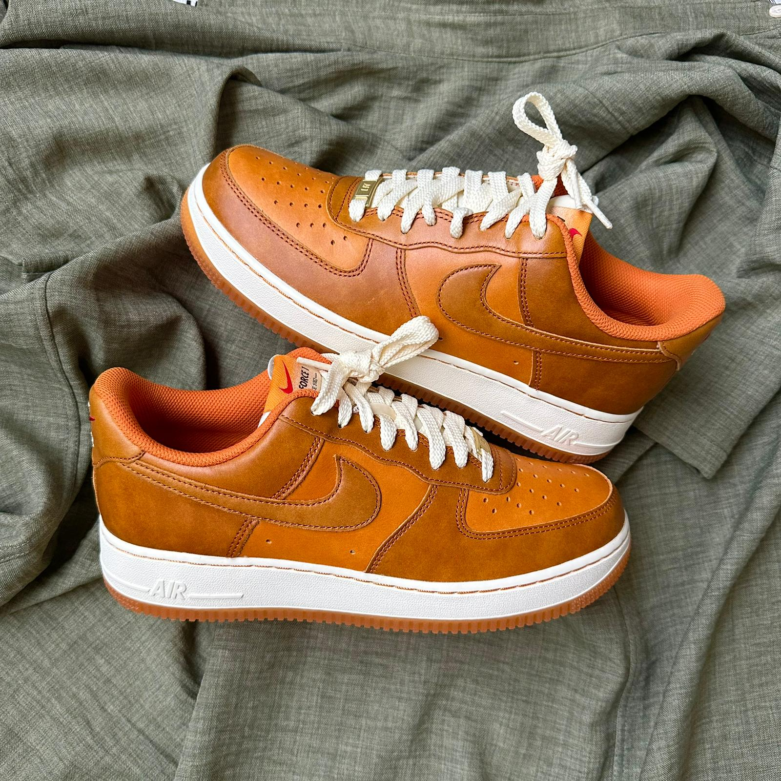 Pantofi Sport Air Force 1 Low Since 1982 Terracota Orange HQ3639-720