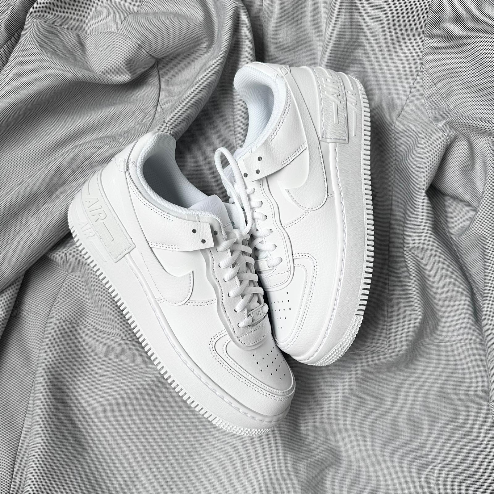 Pantofi Sport Air Force 1 Low Shadow Triple White CI0919-100
