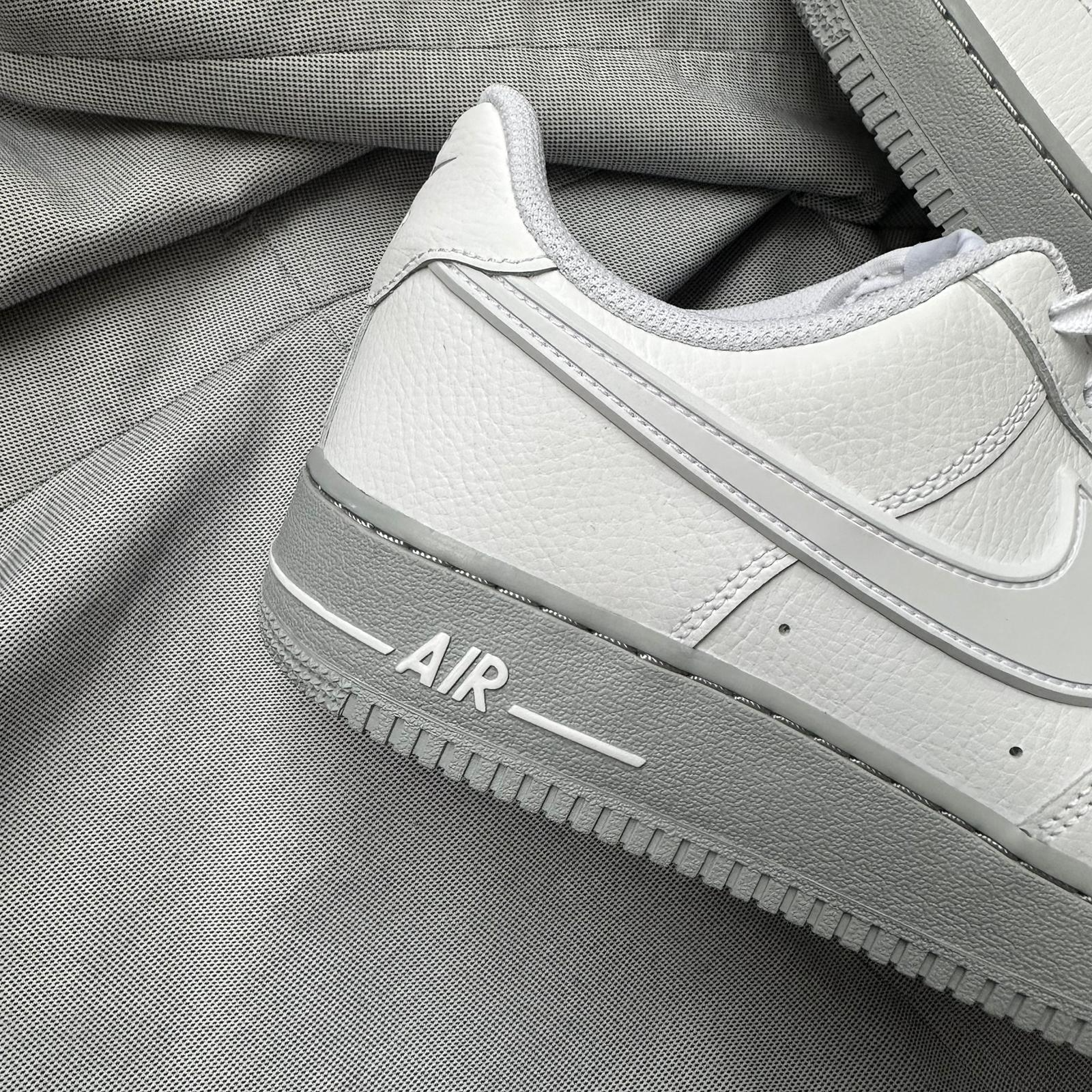 Pantofi Sport Nike Air Force 1 Low Rubber Swoosh HV6418-100