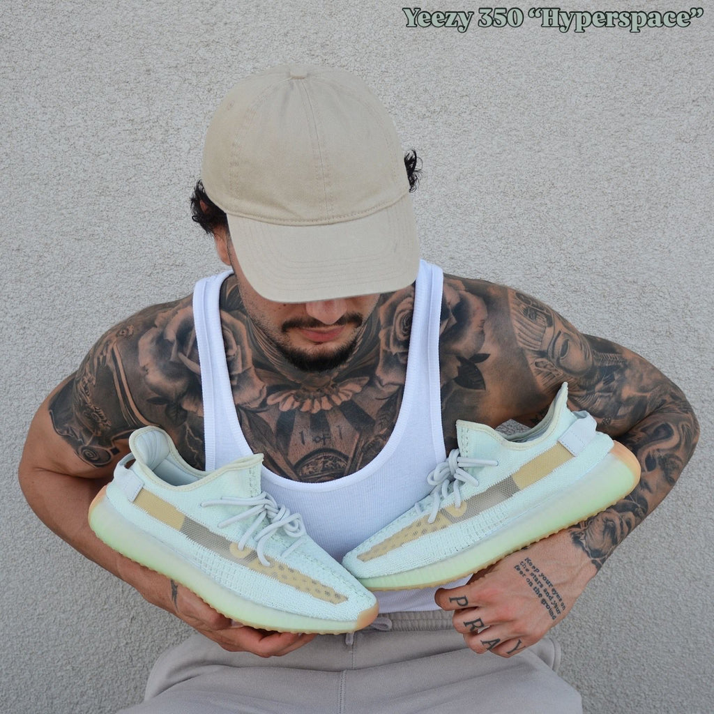 Pantofi Sport Yeezy Boost 350 V2 Hyperspace EG7491