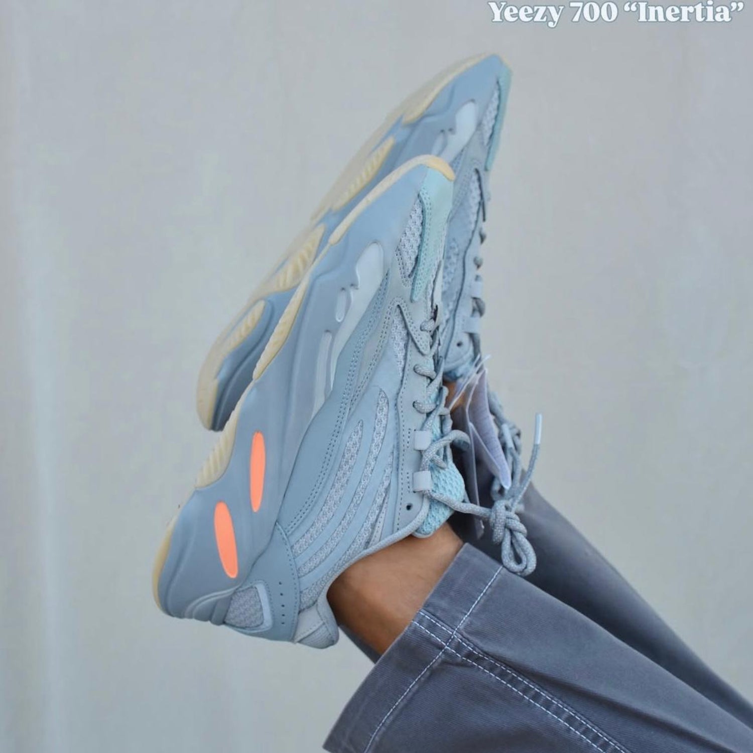 Pantofi Sport Yeezy Boost 700 Inertia FW2549