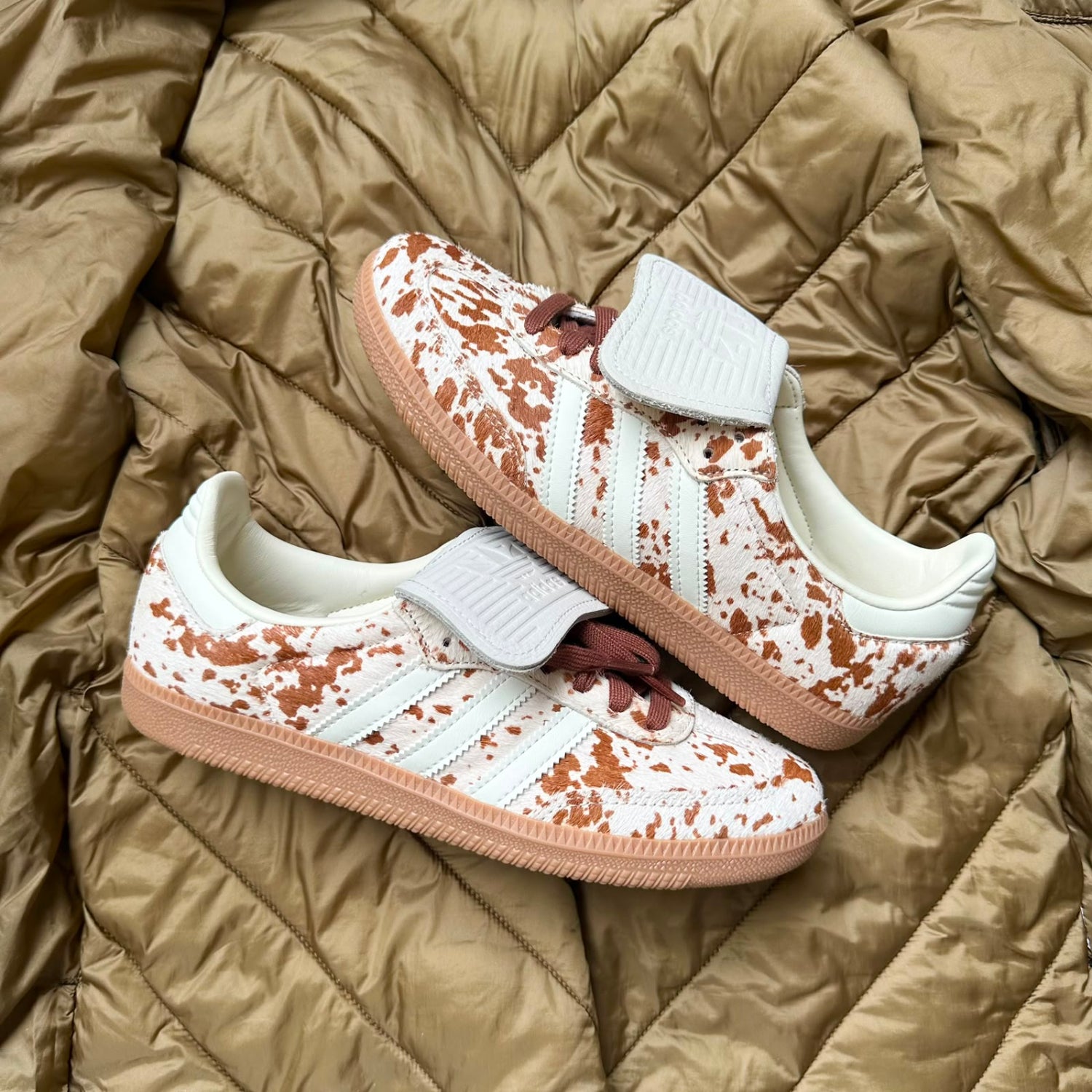 Pantofi Sport Adidas Samba Og Lt Cow Print JS3931