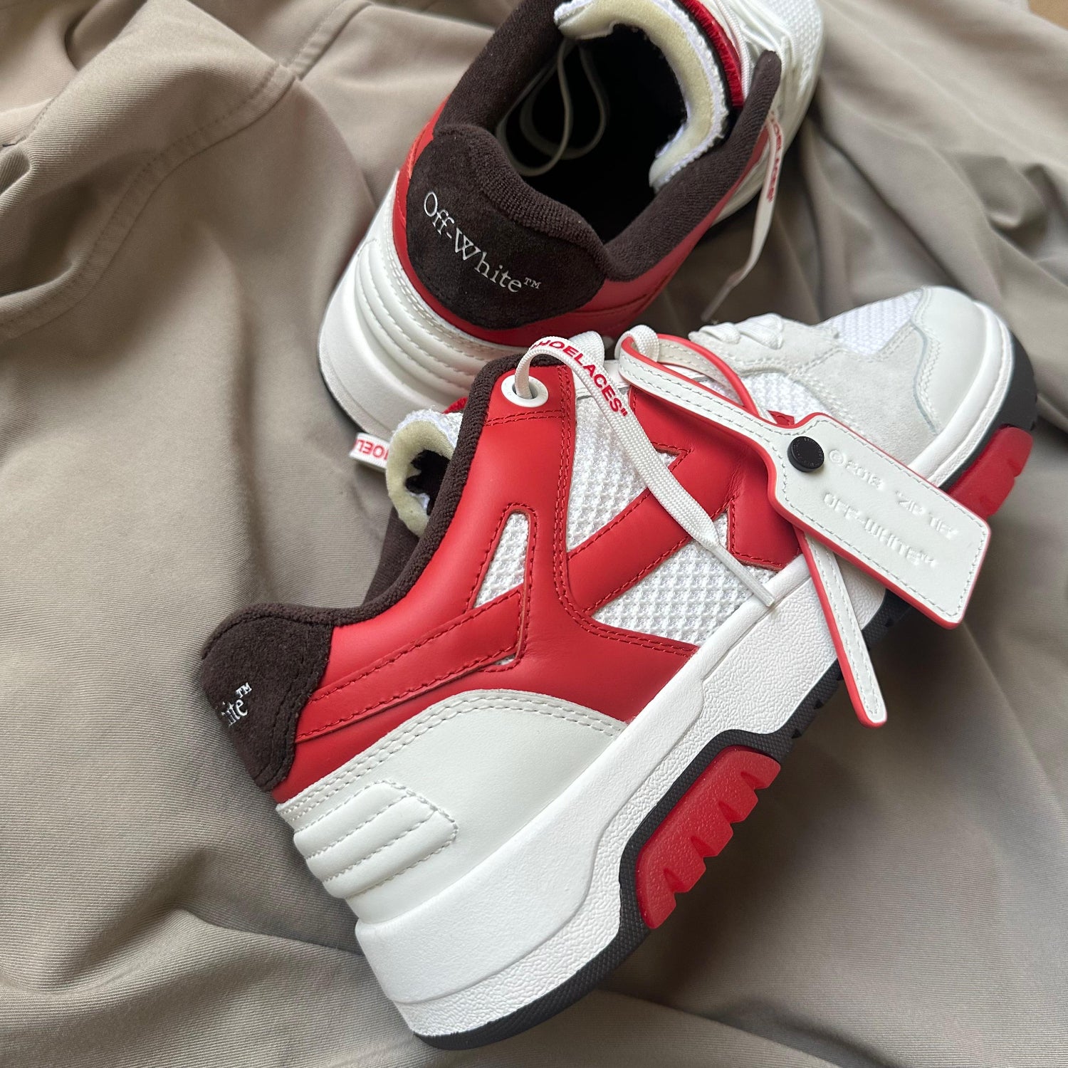 Pantofi Sport Off-White Out Of Office Low White Strawberry Red OMIA243F25LEA0010129