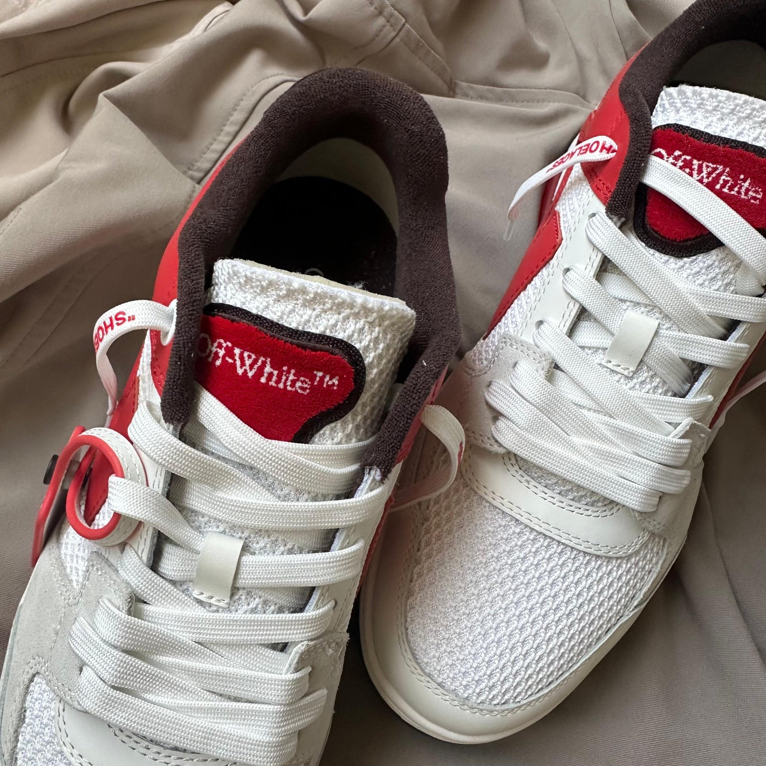 Pantofi Sport Off-White Out Of Office Low White Strawberry Red OMIA243F25LEA0010129