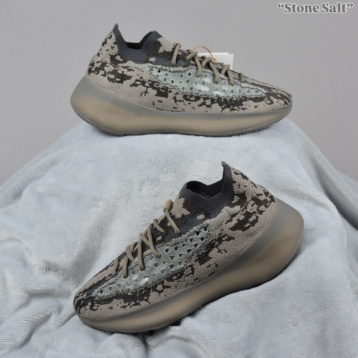 Pantofi Sport Yeezy Boost 380 Stone Salt GZ0472