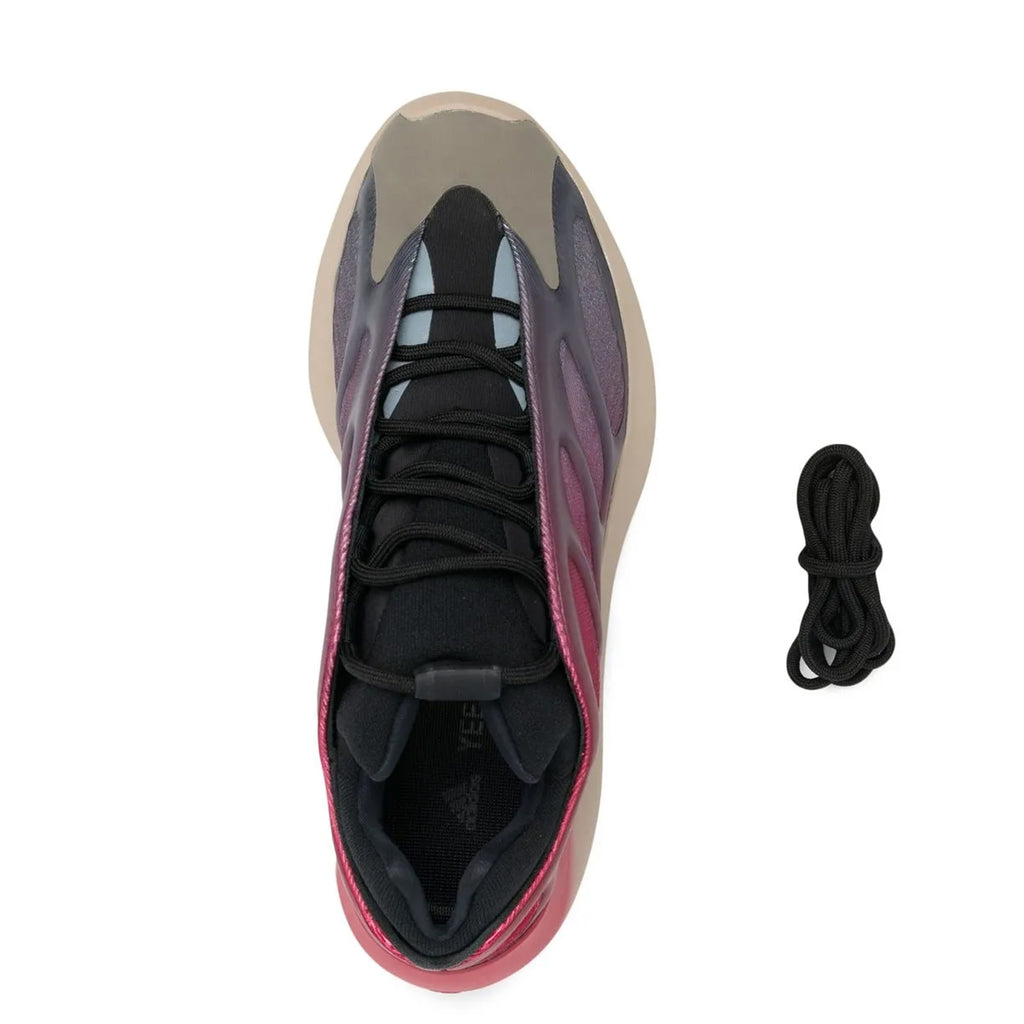 Pantofi Sport Yeezy Boost 700 V3 Fade Carbon GW1814